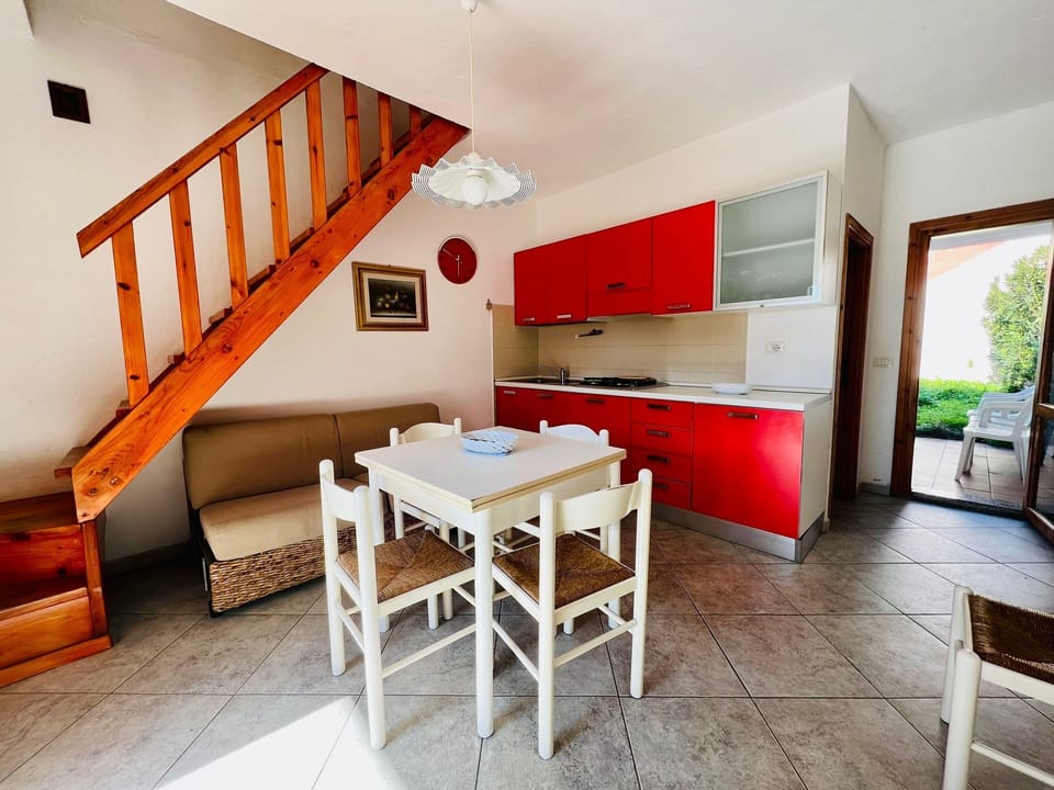 Apartment | Dining room