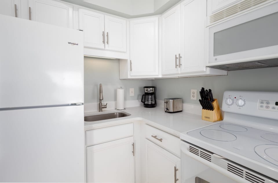 Well equipped kitchen for all your cooking needs