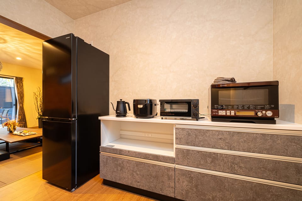Comfort House | Microwave