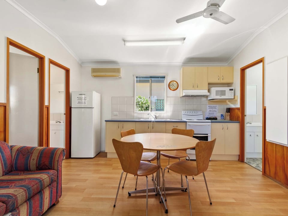 Standard 2 Bedroom Cabin | Private kitchen | Microwave, stovetop, toaster, cookware/dishes/utensils