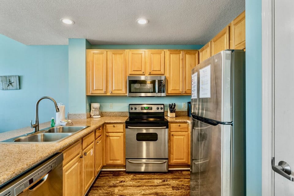 Well Equipped Kitchen!
