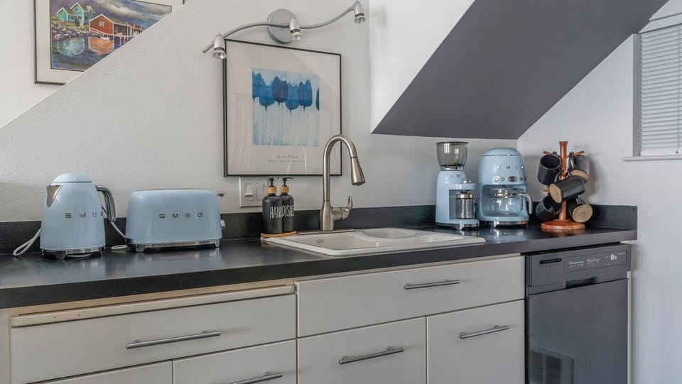 Modern kitchen Come in and stay awhile.