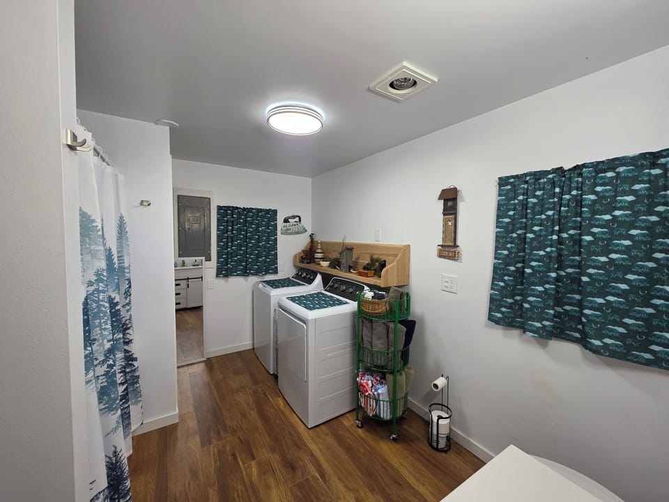Washer & dryer in bathroom
