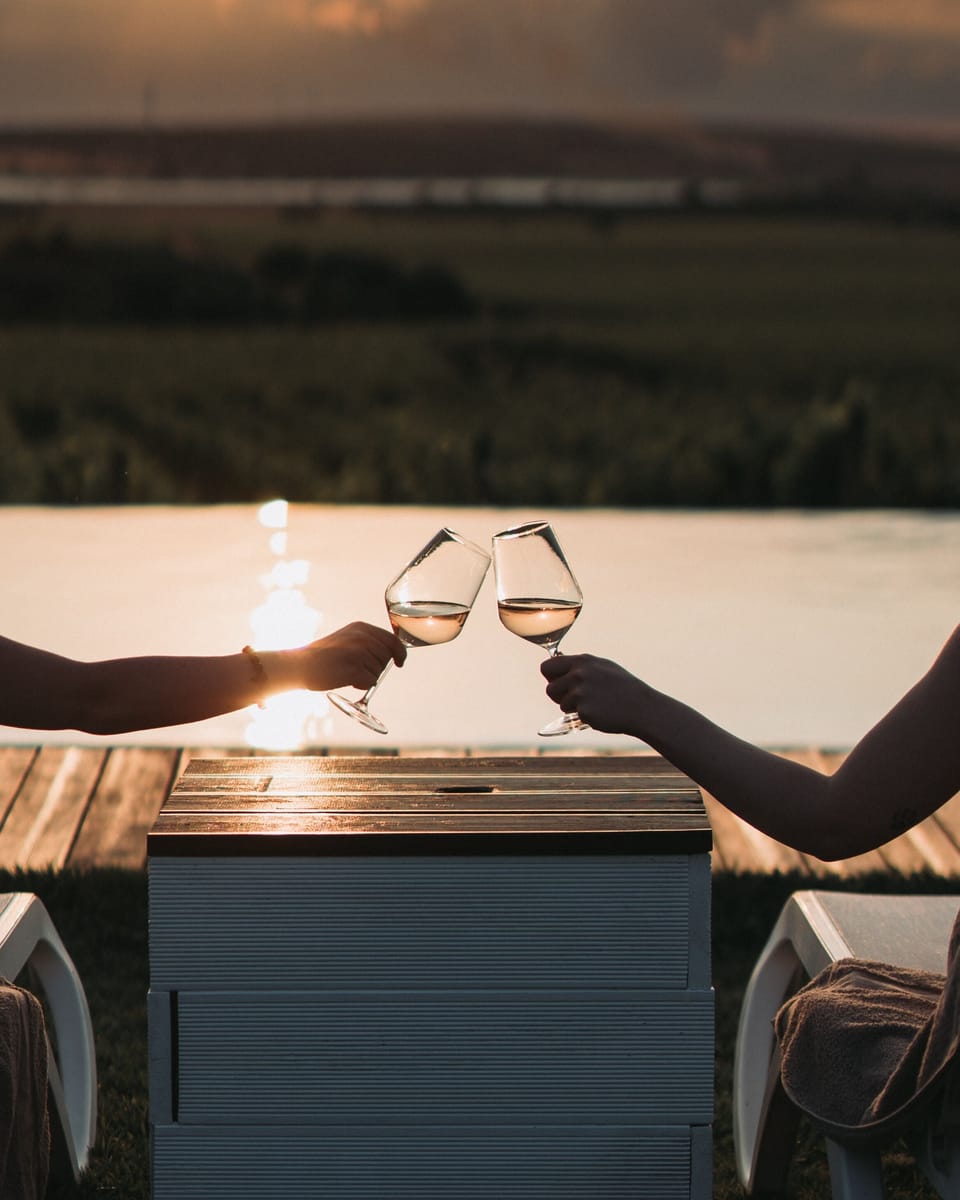 Seasonal outdoor pool, pool umbrellas, sun loungers