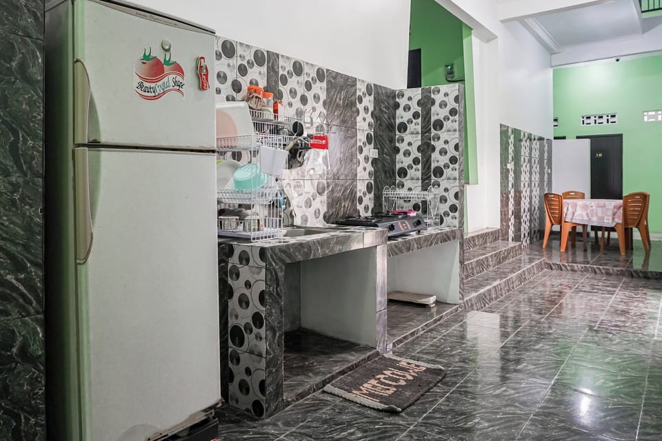 Shared kitchen facilities