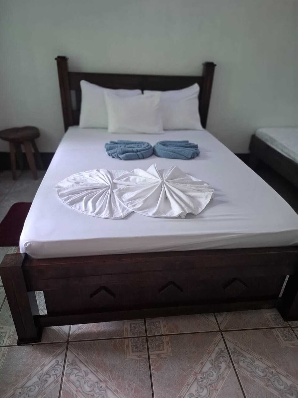 Economy Triple Room | WiFi (free), bed sheets