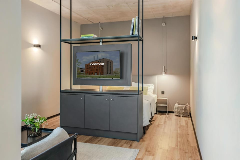 Hypo-allergenic bedding, in-room safe, desk, laptop workspace