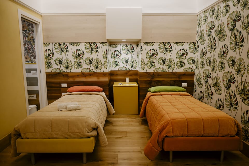 Standard Double or Twin Room (Passerotto) | Egyptian cotton sheets, premium bedding, desk, laptop workspace