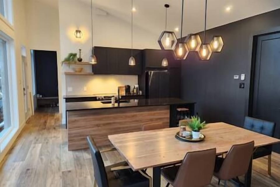 Dining room (2)