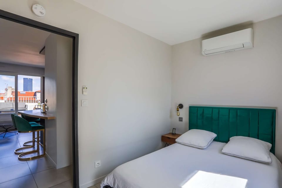 The room is air-conditioned and very quiet
