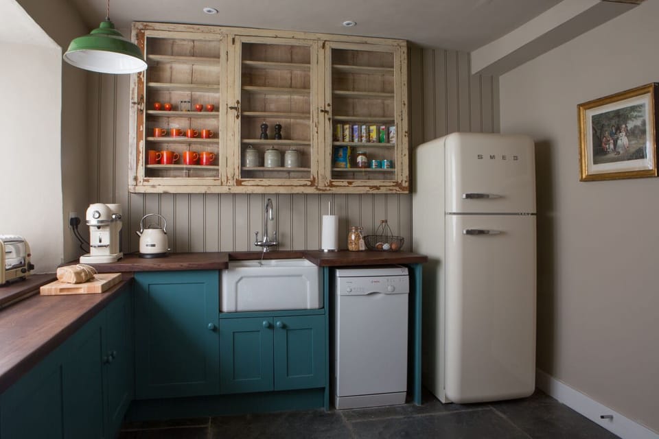 Old Thatch Cottage | Private kitchen | Espresso maker, electric kettle