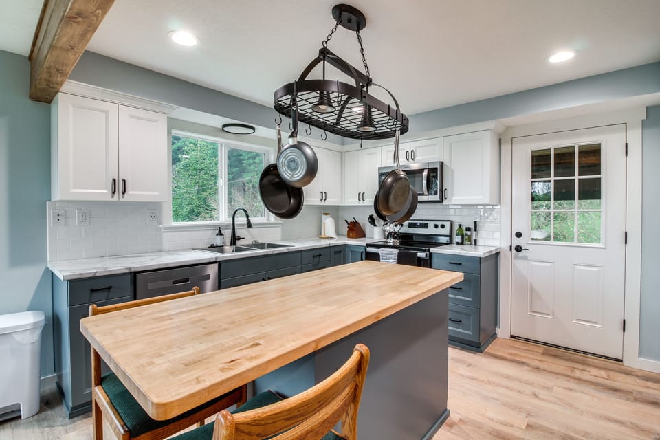 Kitchen | 1st Floor
