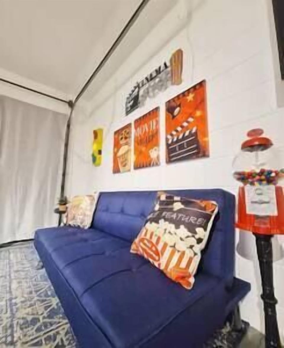Game room (2)