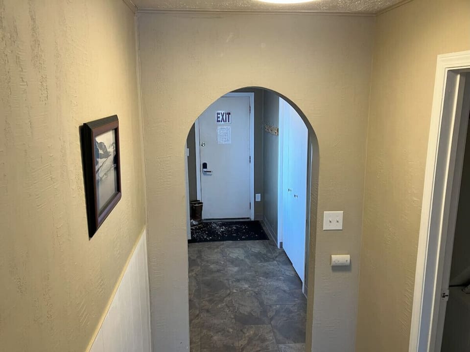 UNIT 2 ENTRANCE