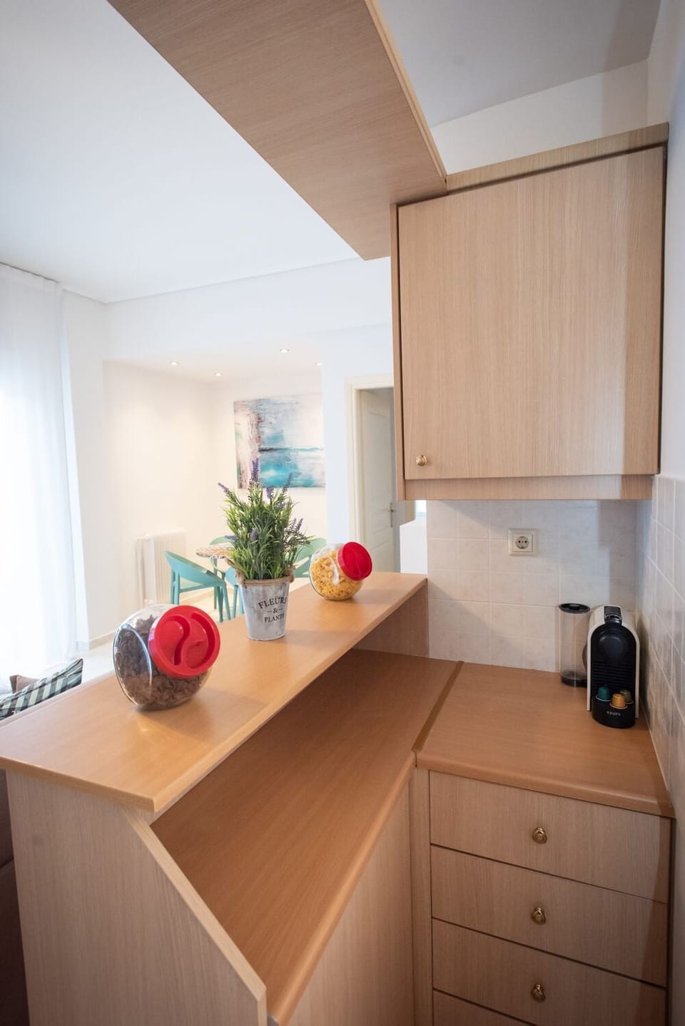 Comfort Apartment | Private kitchen | Fridge, microwave, oven, stovetop