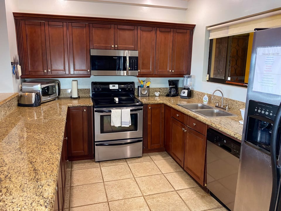 The kitchen is well equipped and furnished with everything you need.