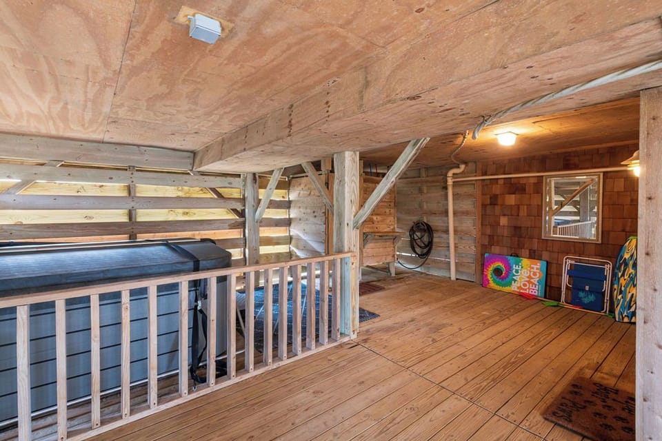Ground-Level Hot Tub and Fish Cleaning Station