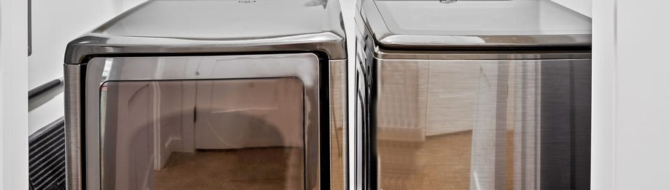 Stay fresh and clean throughout your stay with our fully equipped laundry room