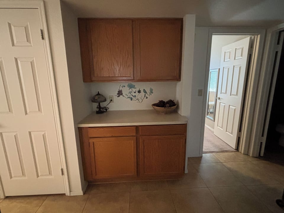 Hall storage

