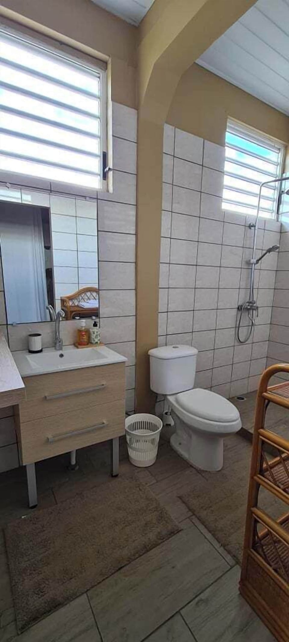 Classic Double Room, 1 Queen Bed, Private Bathroom, Poolside | Bathroom | Shower, towels, soap, shampoo