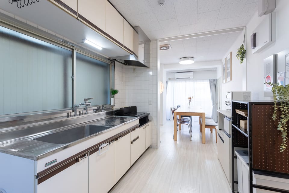 Family House, 4 Bedrooms, City View | Private kitchen | Full-size fridge, microwave, stovetop, electric kettle