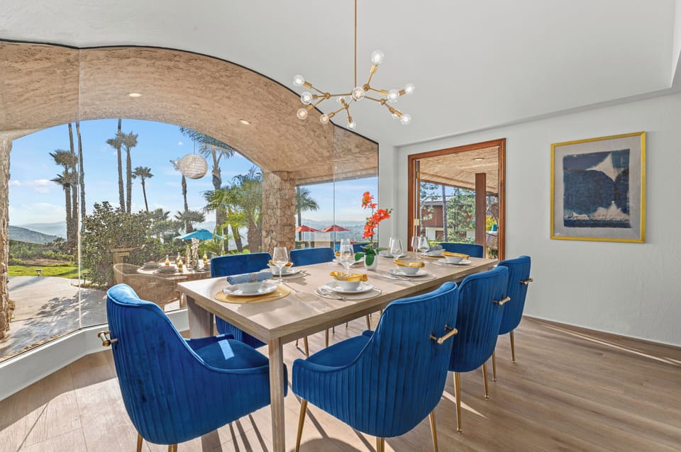 Entertain guests with breathtaking panoramic views as a backdrop
