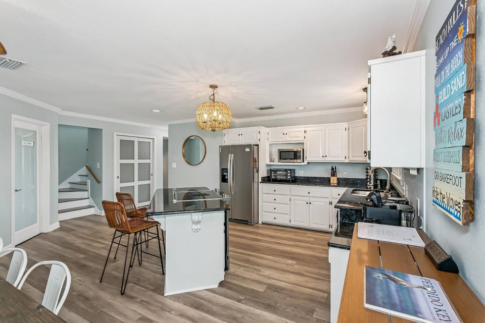 Modern kitchen with everything you will need to prepare meals during your vacation
