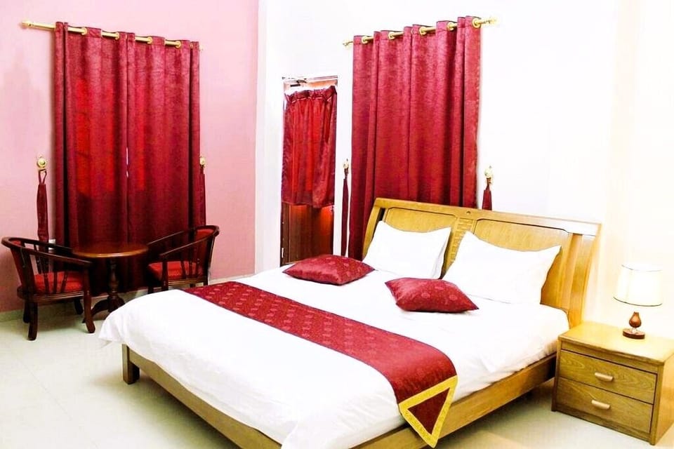 Standard Double Room | In-room safe, WiFi (free)