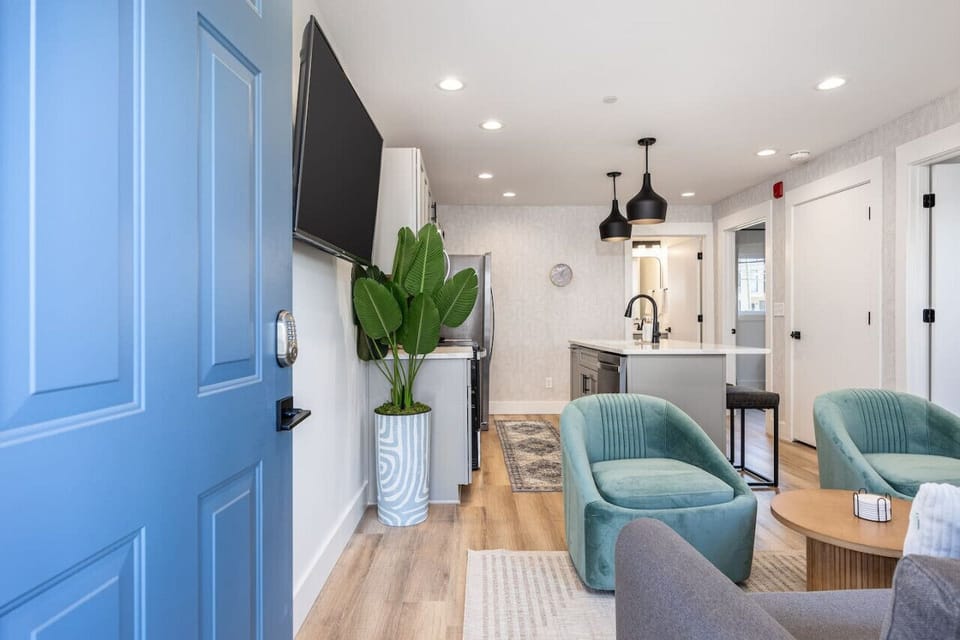 Well-appointed 2 bedroom condo with modern finishes, Smart TVs, a pullout couch, and all the supplies you'll need in a central location.