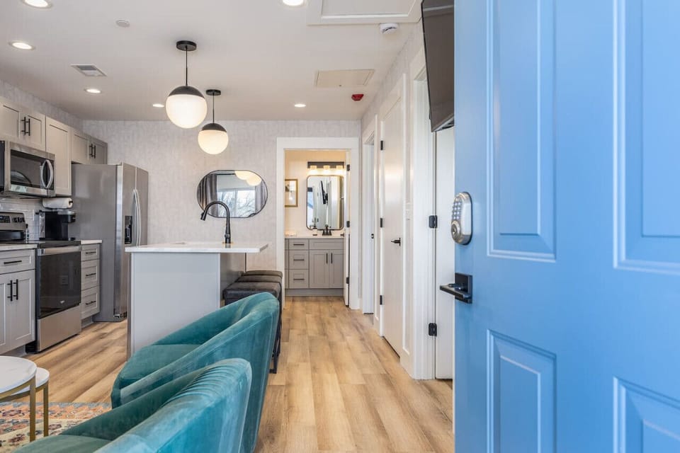 Recently updated 2 bedroom 1 bath condo with lots of natural light, comfortable new furnishings and all the thoughtful supplies provided that you might need during your stay.
