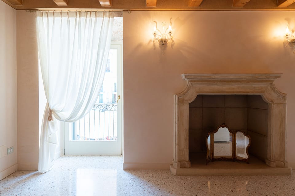 Luxury Apartment, 2 Bedrooms, Non Smoking, City View | Living area