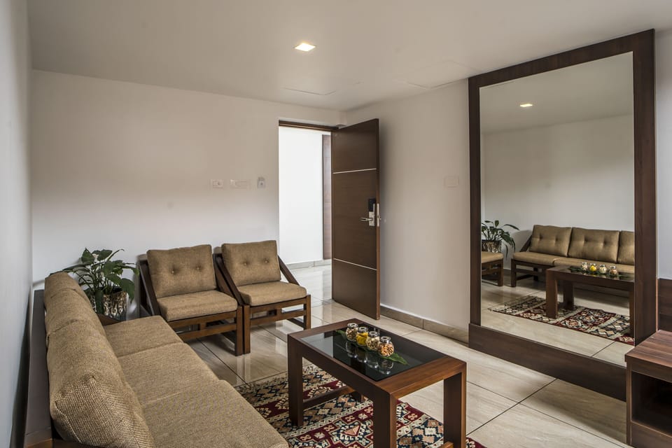 Avenue aromatic suite | Premium bedding, minibar, in-room safe, individually furnished
