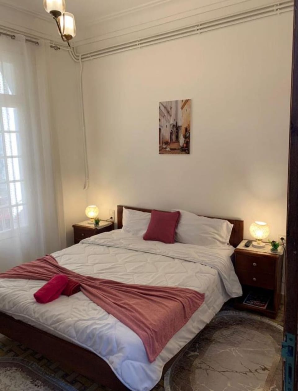 WiFi (free), bed sheets