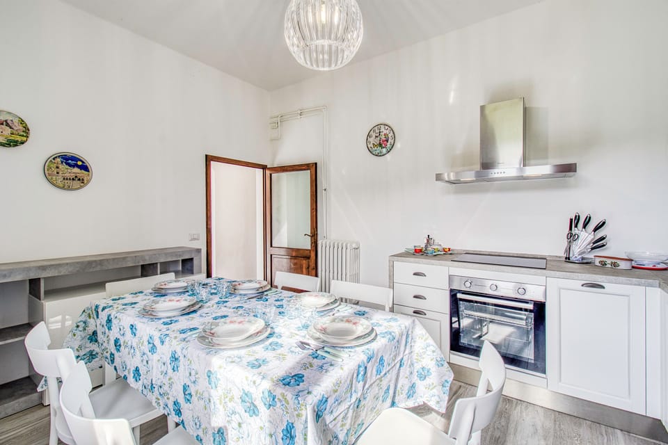 Family Apartment, 2 Bedrooms, 2 Bathrooms, Mountainside (Quercia 2 - Relax in Tuscany) | Private kitchen