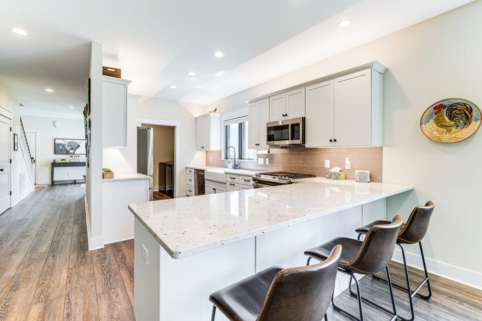 House (2 Bedrooms) | Interior