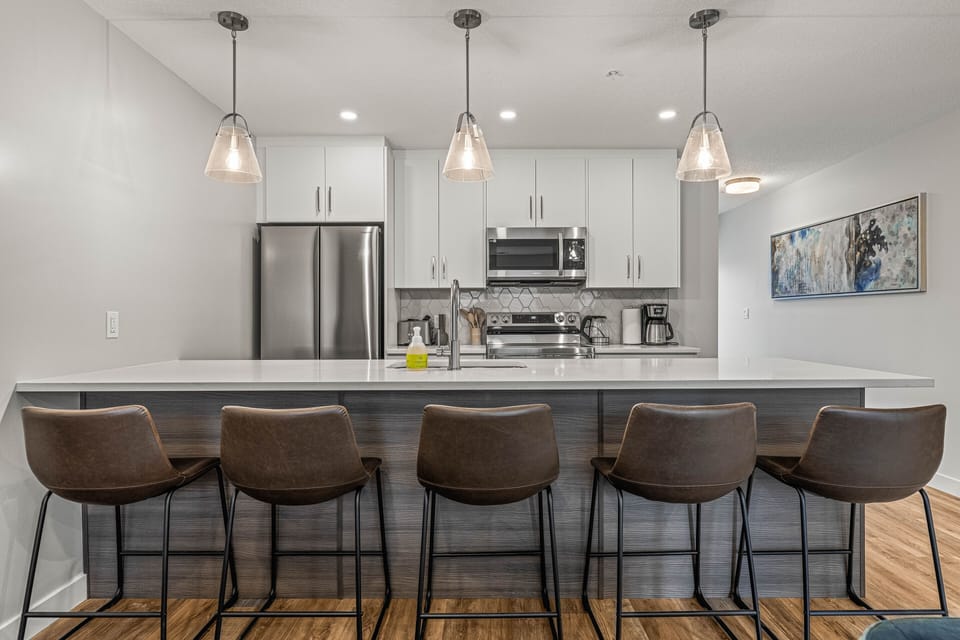 Second Kitchen with 5 bar stools