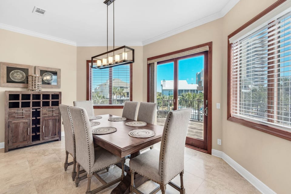 Enjoy a meal with your crew