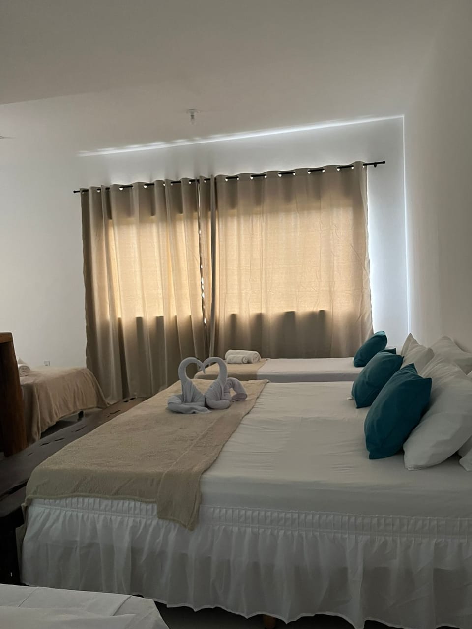 Deluxe Room | Free WiFi, bed sheets