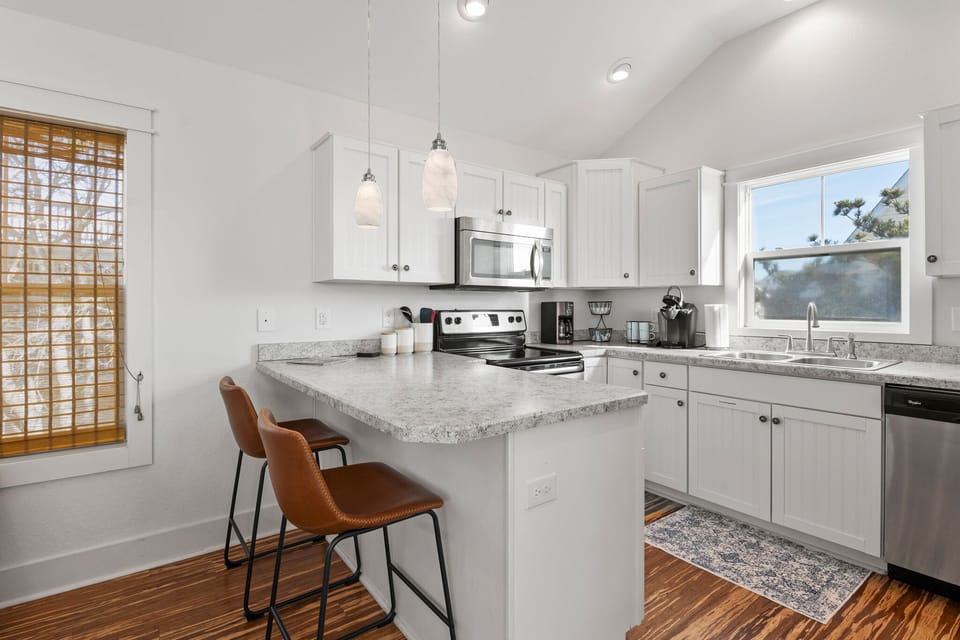 KDN5112: Work Trip | Top Level Kitchen