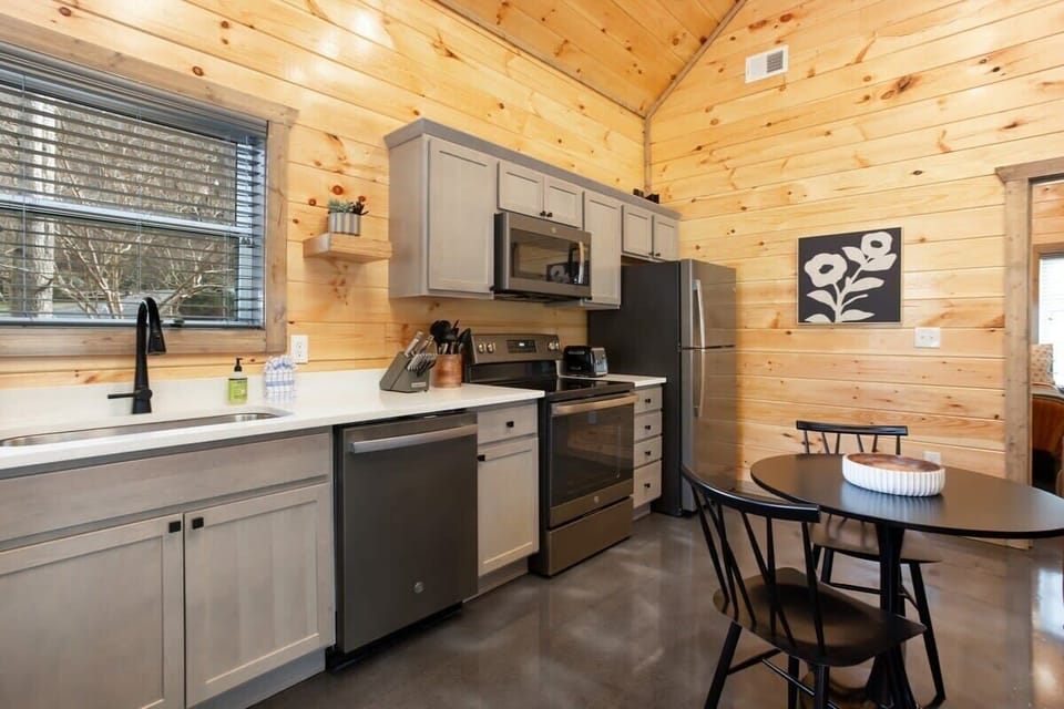 Kitchen Side View!