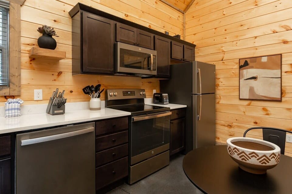 Kitchen Side View!