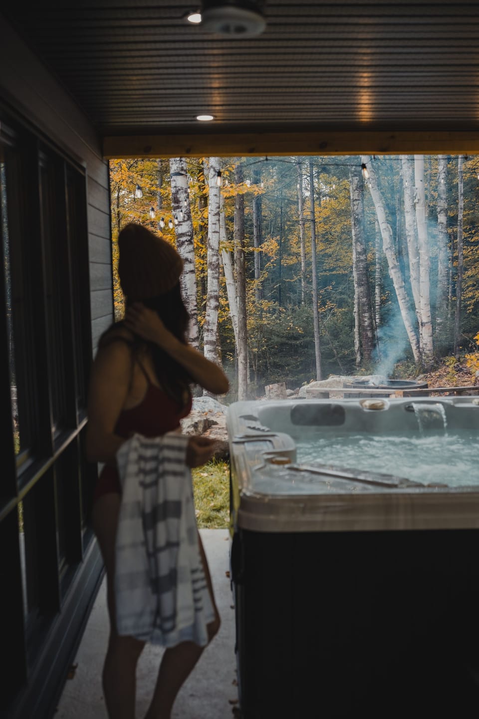 Outdoor spa tub