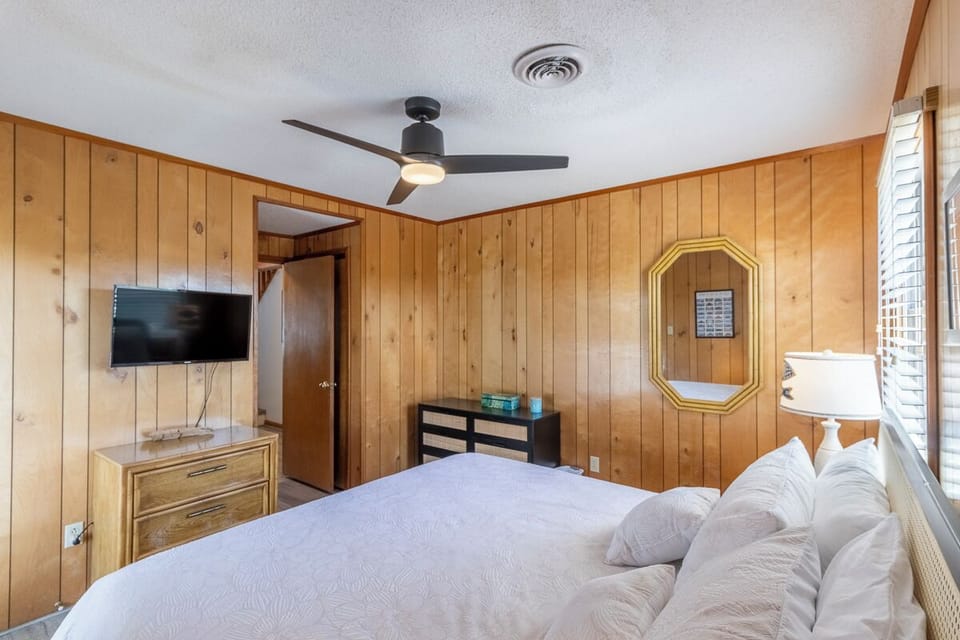 Third Level King Bedroom