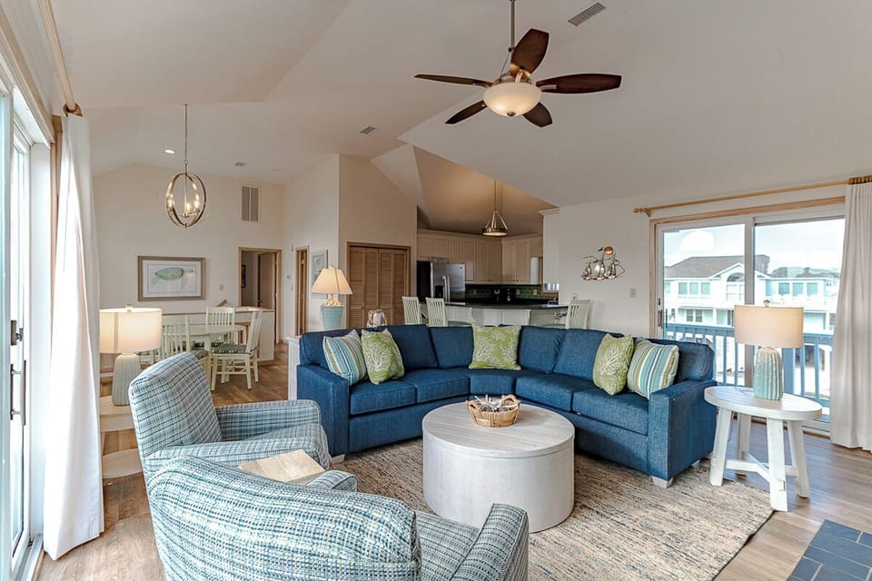 Top Level Living Area