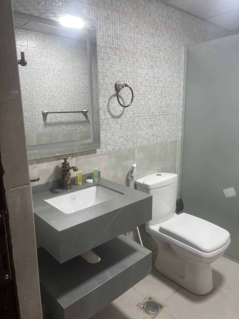 Triple Room | In-room safe, free WiFi