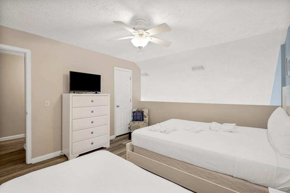 Townhome, Multiple Beds (126 Seagrass Way ) | 3 bedrooms