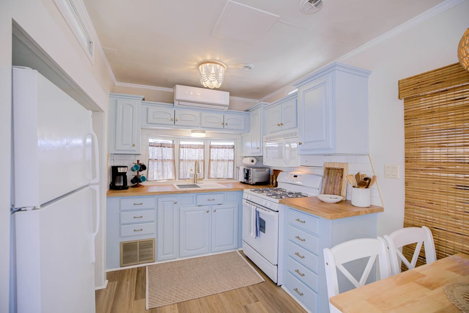 Spacious fully equipped kitchen.