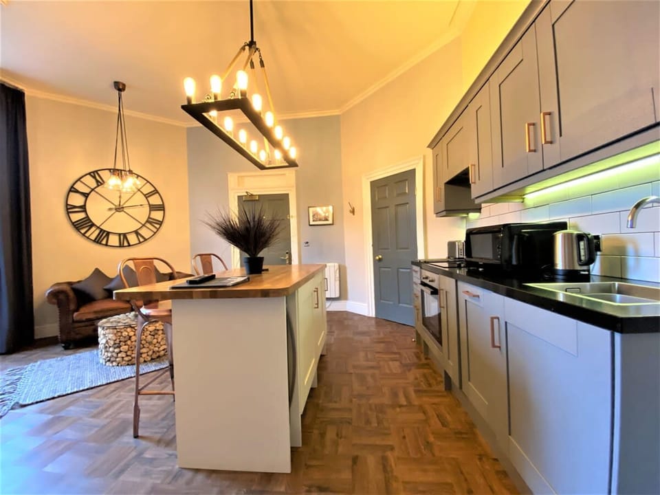 House | 1 bedroom, soundproofing