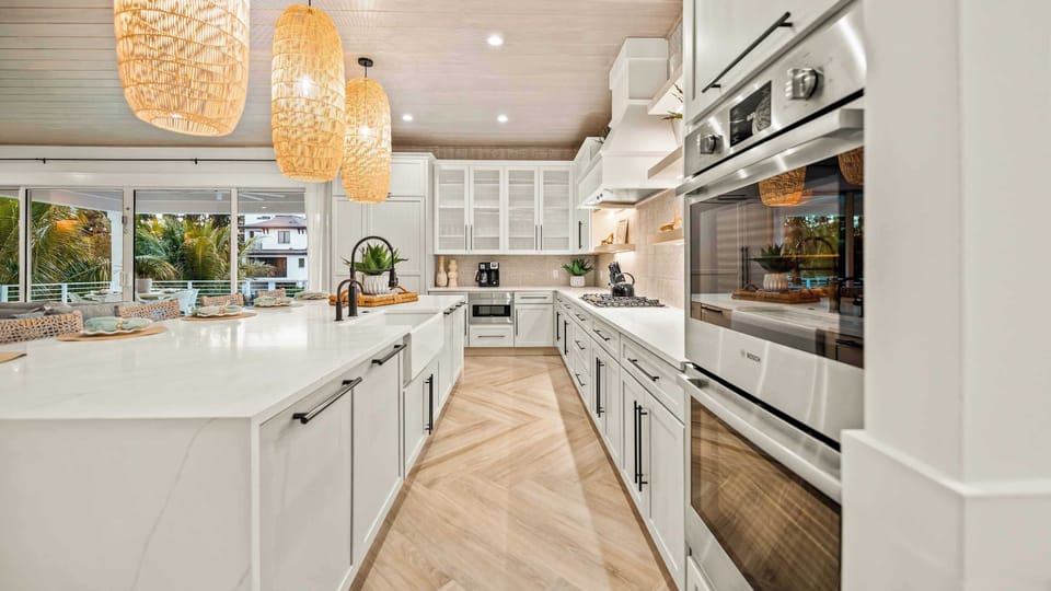 Kitchen - Oversized Refrigerator - (2) Dishwashers, Double Ovens, &amp; Large Gas Stove - Balcony Access