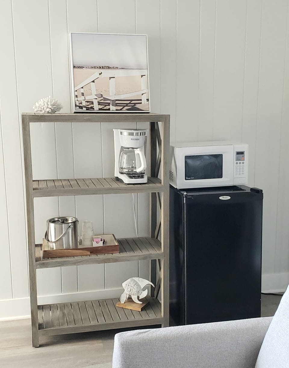 Family Room | Microwave